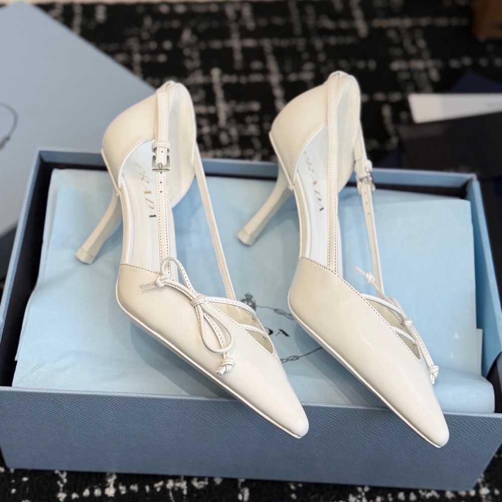 Prada White Women's Heels with Bow Detail - Picture 5 of 5
